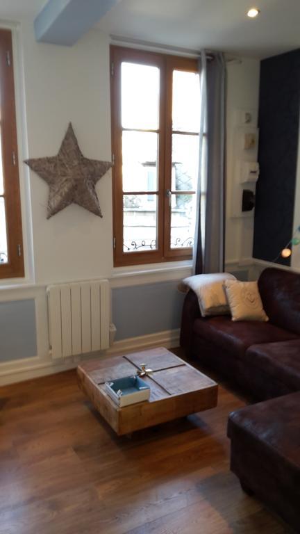 Appartement Le Saint Léonard...Il est bleu à Honfleur Extérieur photo