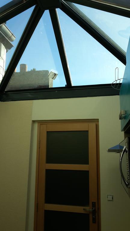 Appartement Le Saint Léonard...Il est bleu à Honfleur Chambre photo